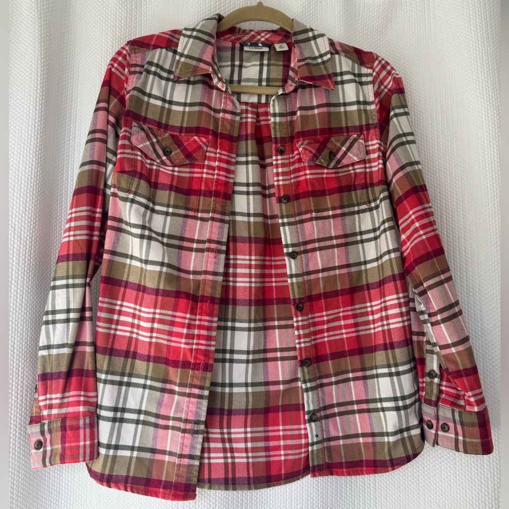 LL Bean Women’s Whisper Lodge Plaid Stretch Flannel Button Down